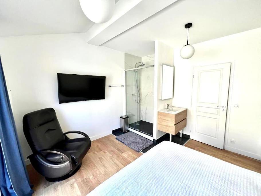 House Near Paris/Stade De France Saint-Denis  Luaran gambar